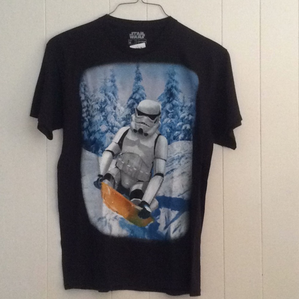 NWT!!!  Star Wars Medium shirt.